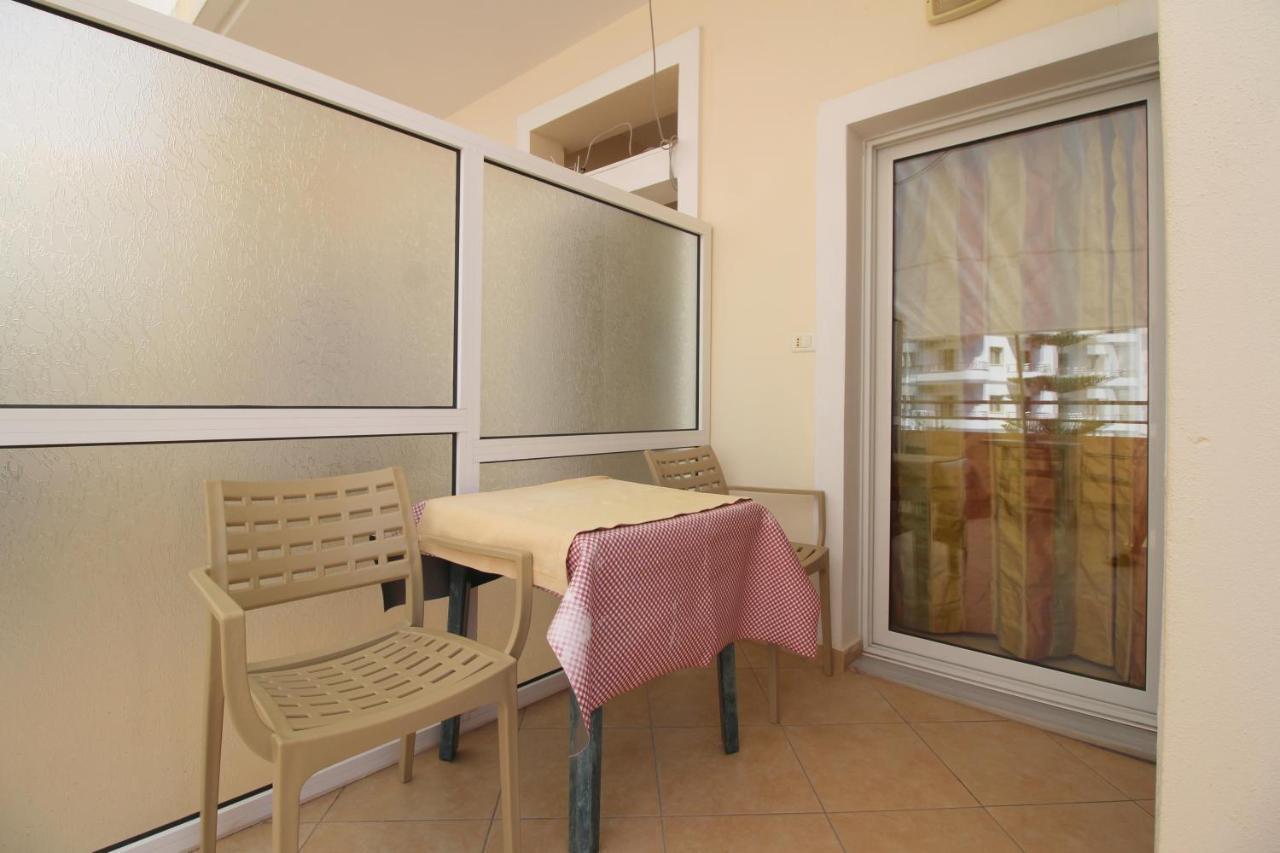 Lengu Holidays Houses Sarandë Exterior foto