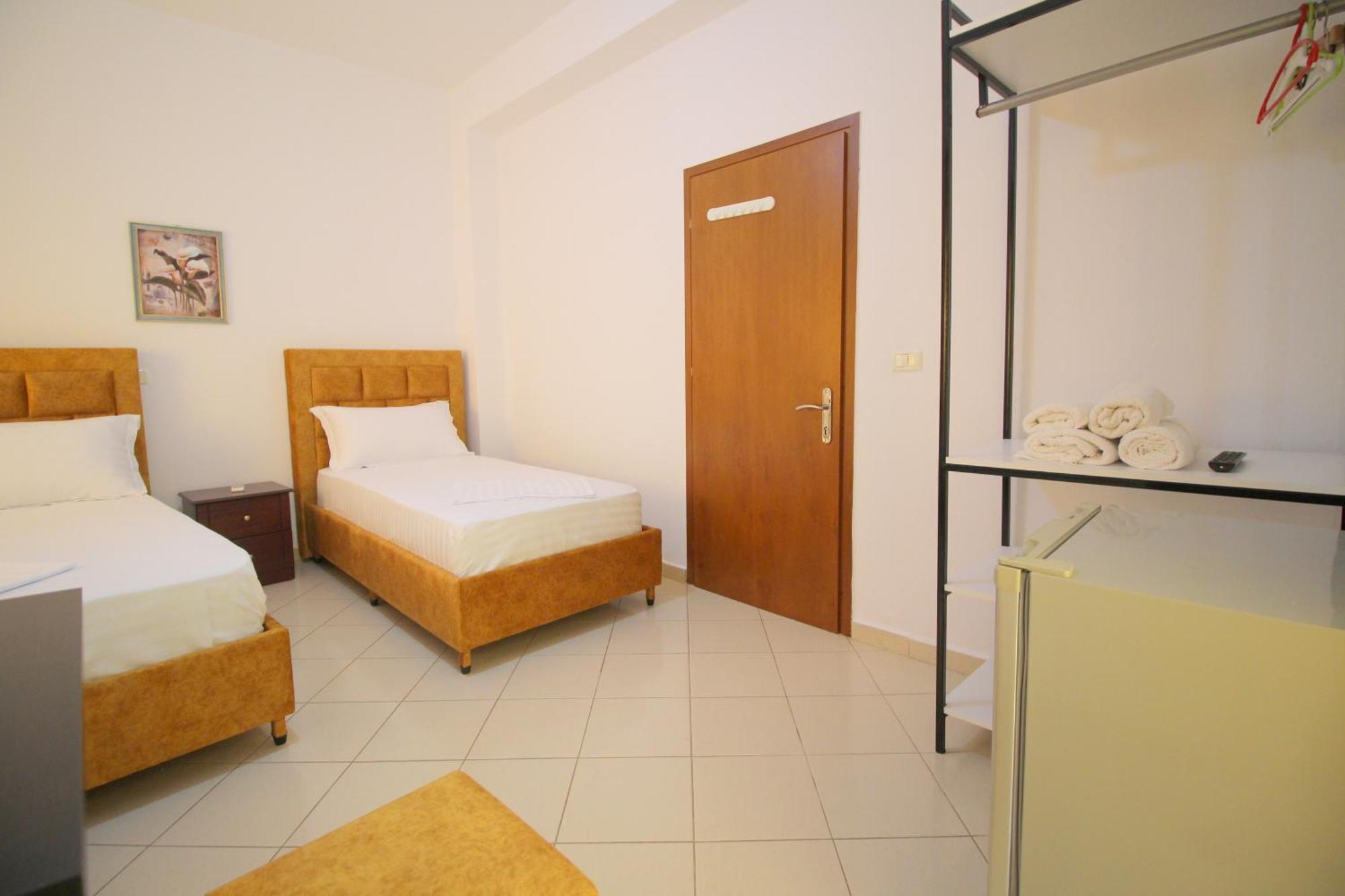 Lengu Holidays Houses Sarandë Exterior foto