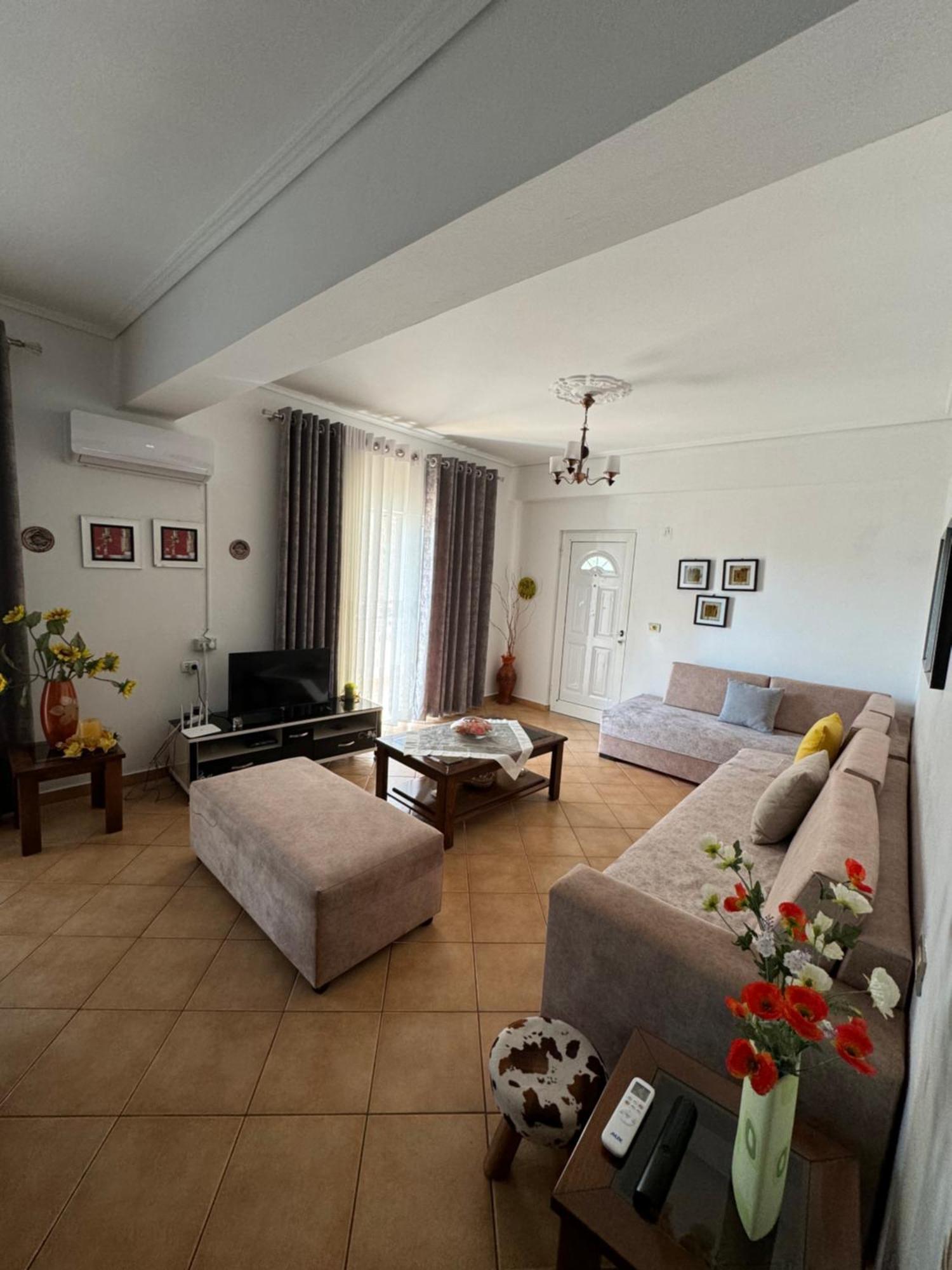 Lengu Holidays Houses Sarandë Exterior foto