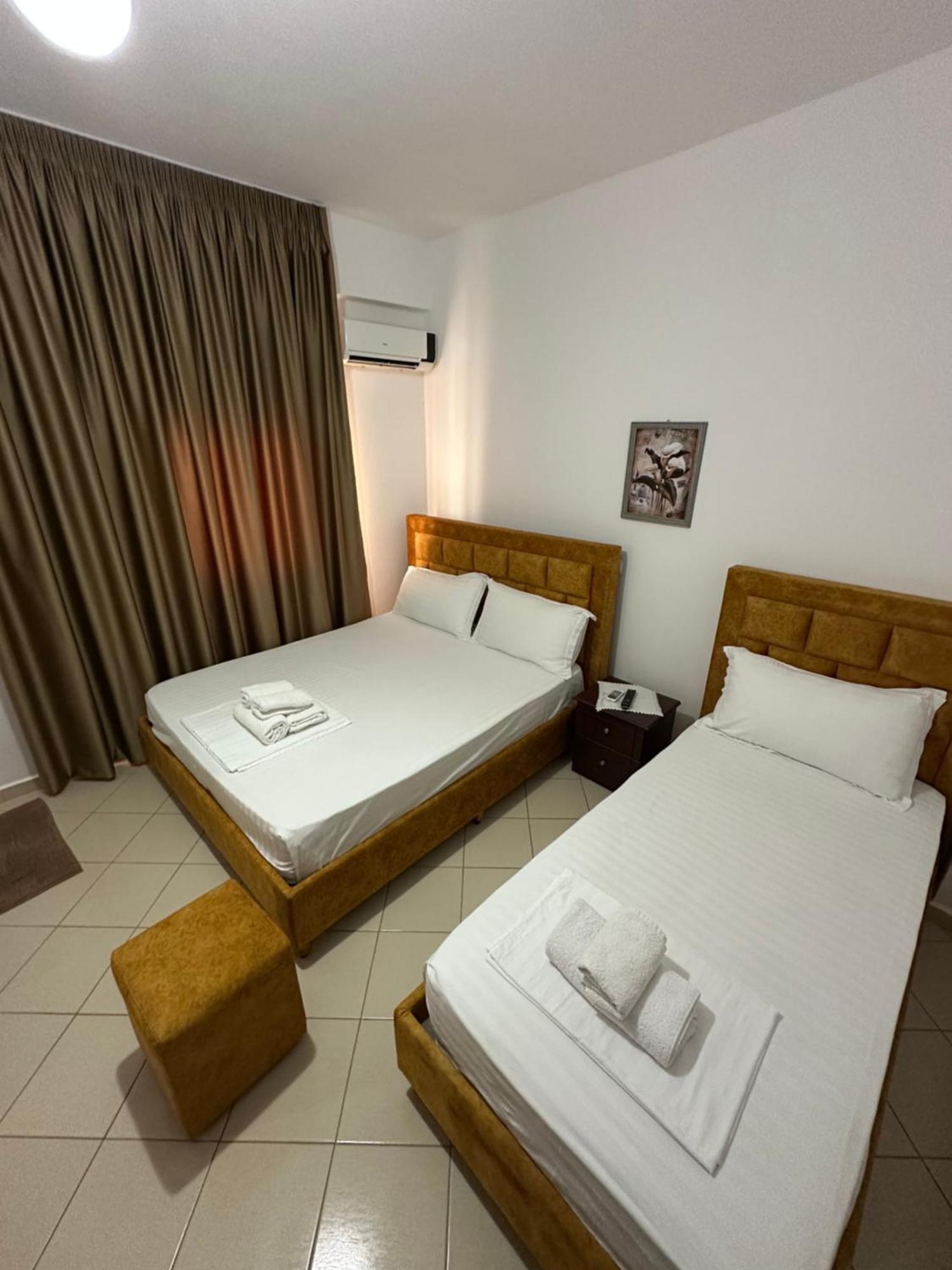 Lengu Holidays Houses Sarandë Exterior foto